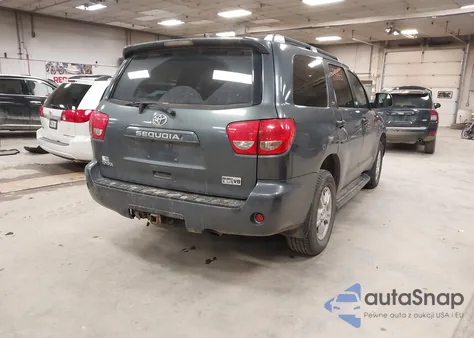 2010 Toyota Sequoia Sr5 5.7L V8 z USA, uszkodzony, nr VIN 5TDBY5G10AS033334